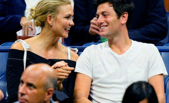 GIFT: Karlie Kloss og Joshua Kushner giftet seg i oktober i fjor. Foto: NTB scanpix GIFT: Karlie Kloss og Joshua Kushner giftet seg i oktober i fjor. Foto: NTB scanpix
